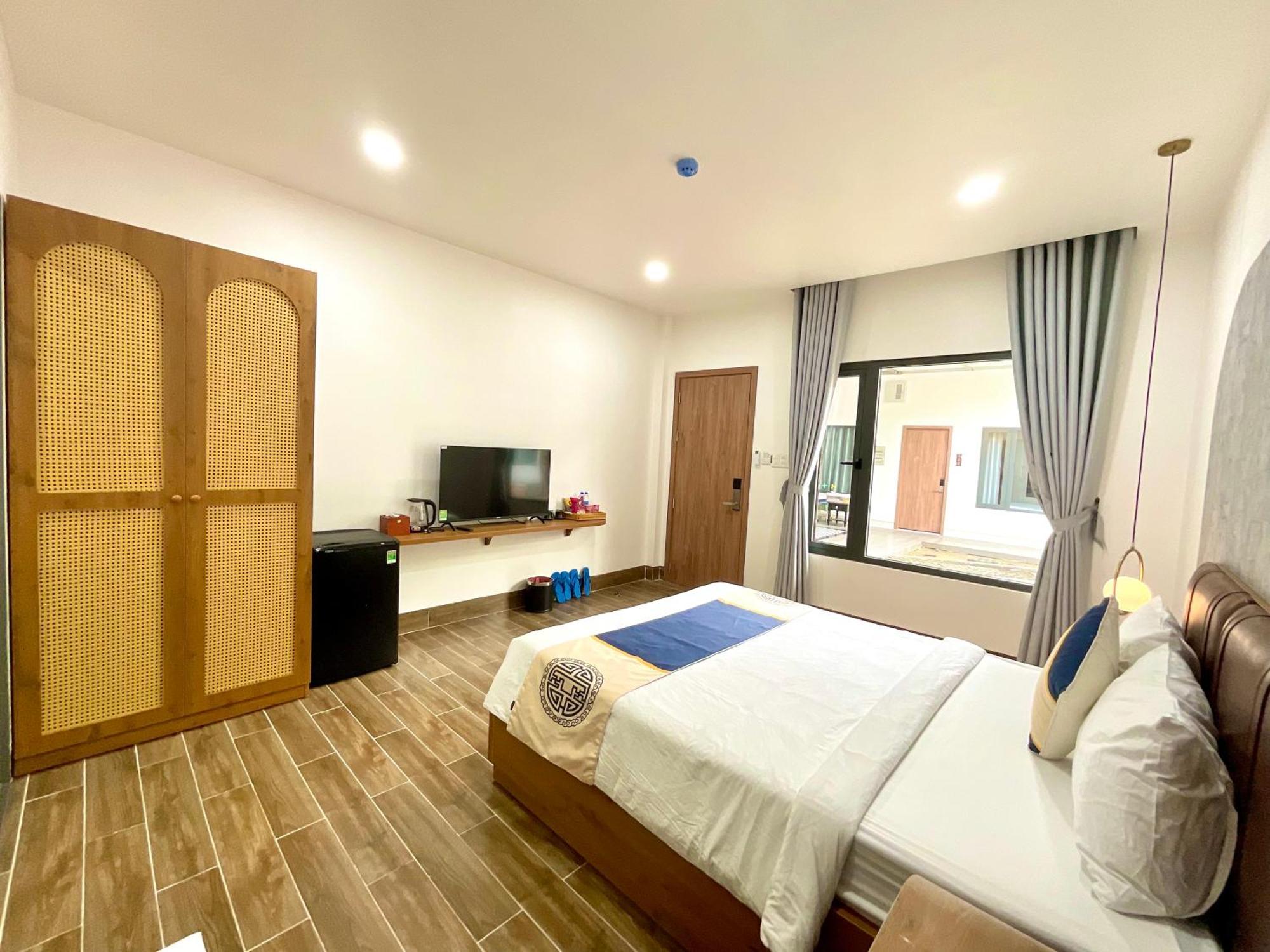 Khai Hoan Luxury Hotel Ben Cat 外观 照片